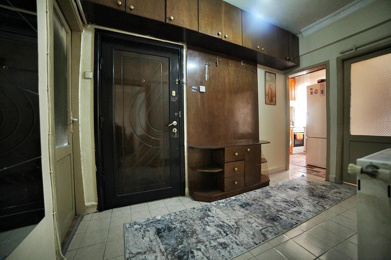 Private Room Close To Merter And Gungoren Textile Center Estambul Exterior foto